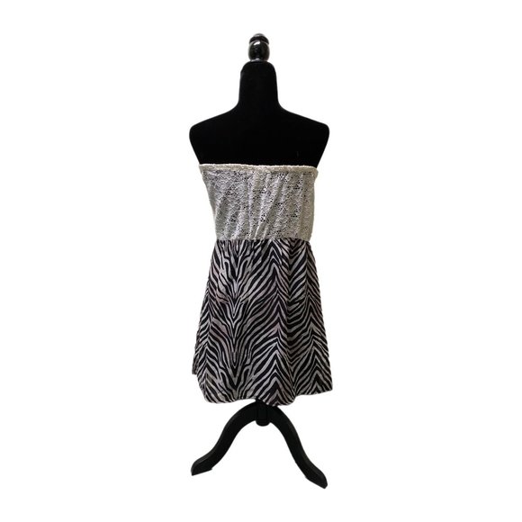 Charlotte Russe Sleeveless Zebra Print Dress with Lace Top, Large, Pre-owned - Picture 2 of 6